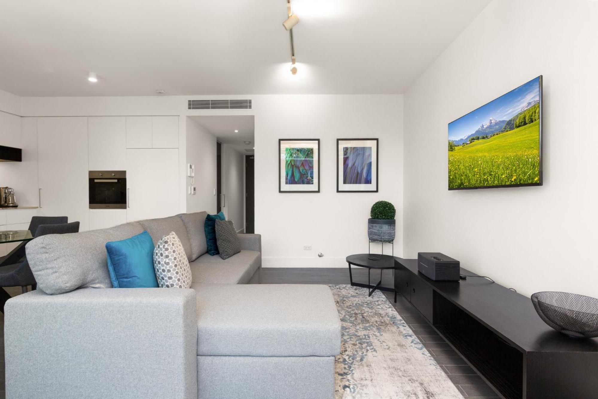 Apartment Modern 1-bed With Balcony In Bustling Surry Hills