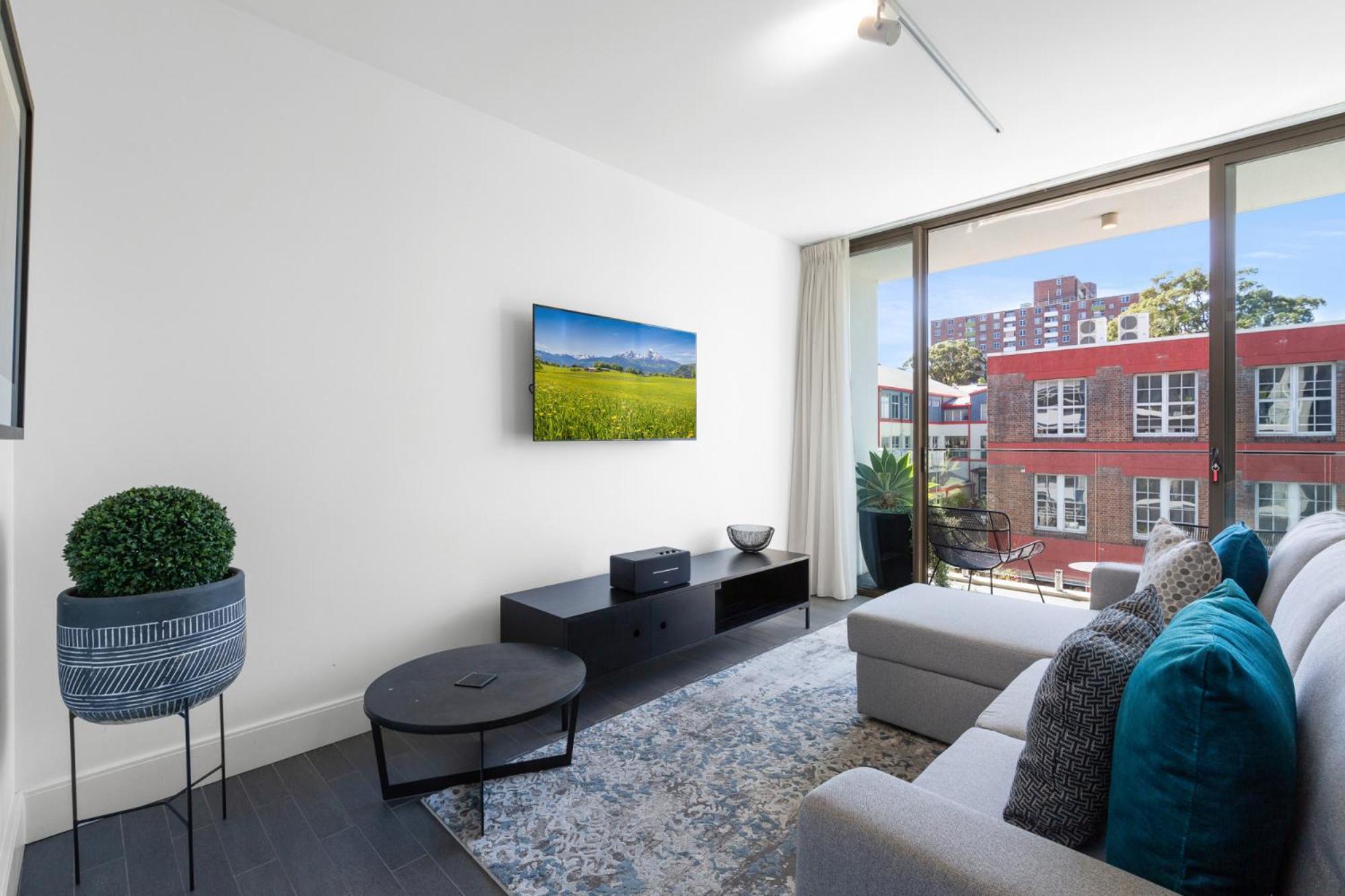 Apartment Modern 1-bed With Balcony In Bustling Surry Hills
